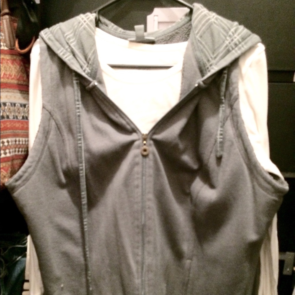 Gray Sherpa vest